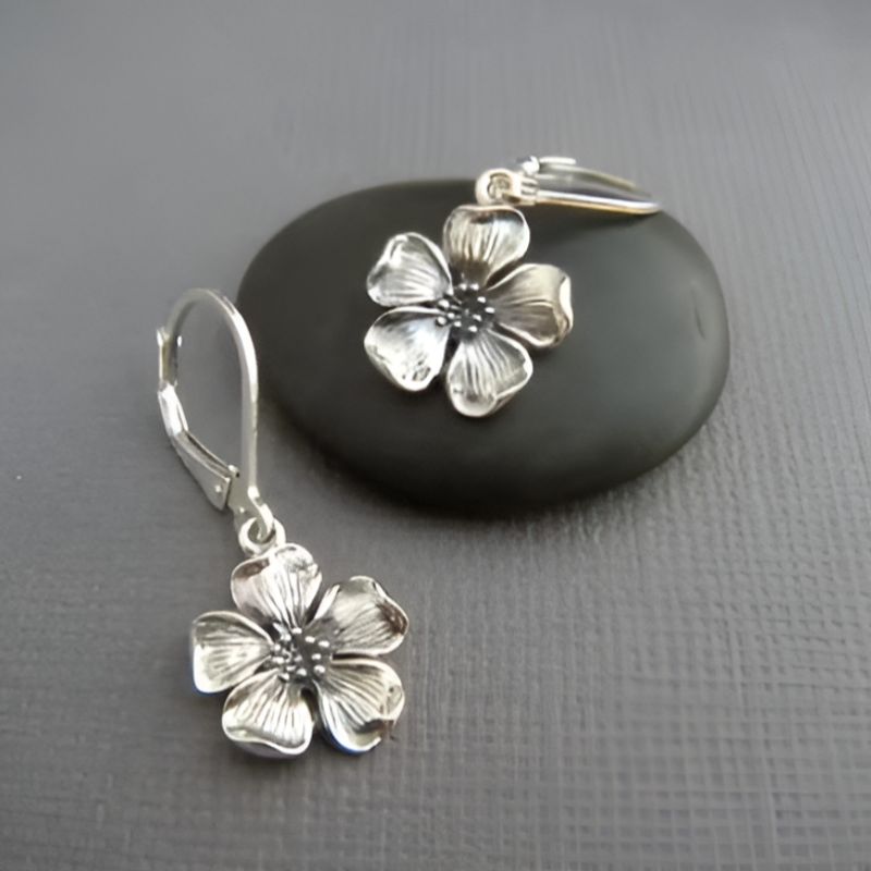 Vintage Silver Flower Earrings