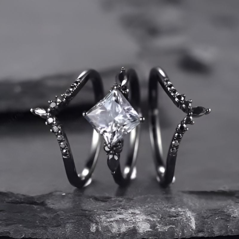 Vintage Black Square Ring