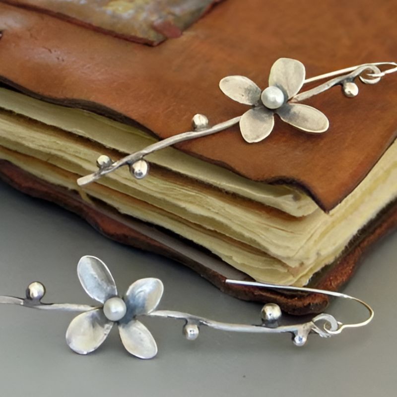Vintage Silver Flower Dangle Earrings