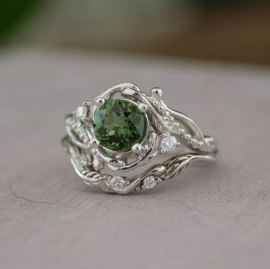 Vintage Green Stone Branch Ring